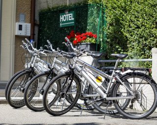 Hotel Jardin Bern Fahrraeder Velos bikes4